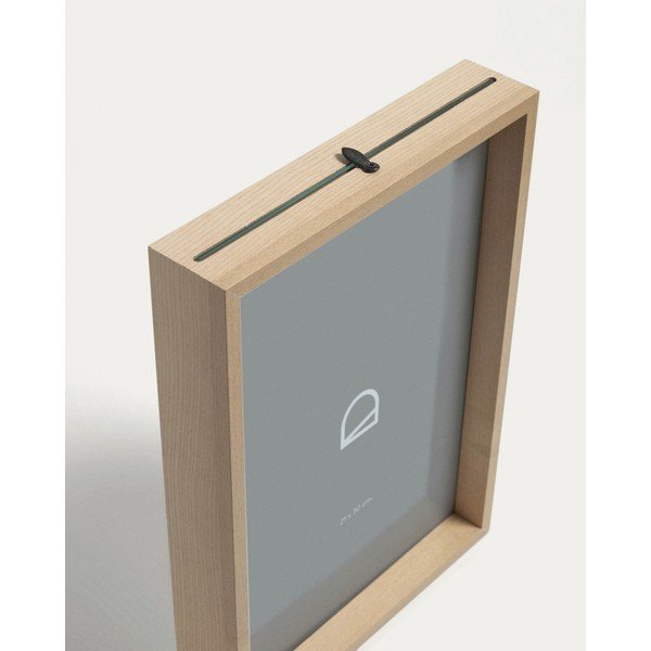 Ramka stojąca w naturalnym kolorze 22,5x31,5 cm Flavina – Kave Home-image-3