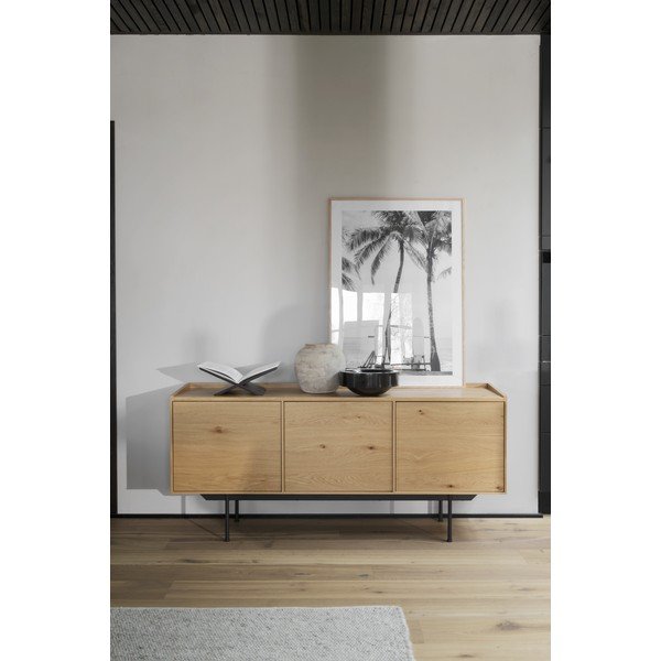 Naturalna niska komoda w dekorze dębu 160x74 cm Brewerton – Rowico-image-4