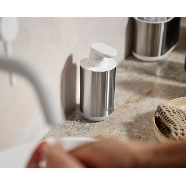Dozownik do mydła ze stali nierdzewnej w kolorze srebra 300 ml Duo Steel – Joseph Joseph-image-1