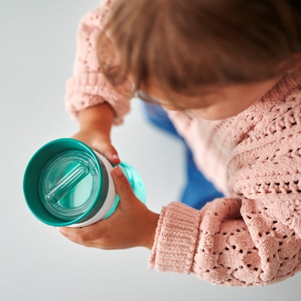 Jasnoróżowy kubek dla dzieci z tritanu 300 ml Flowers & butterflies – Mepal-image-3