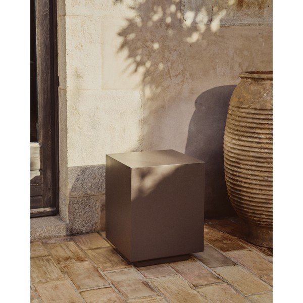 Stolik ogrodowy betonowy 35x35 cm Rustella – Kave Home-image-2