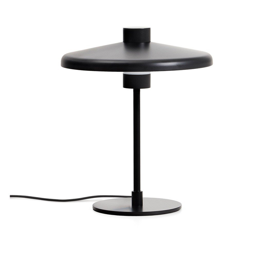 Czarna lampa stołowa z metalowym kloszem (wysokość 32,5 cm) Nuvira – Kave Home