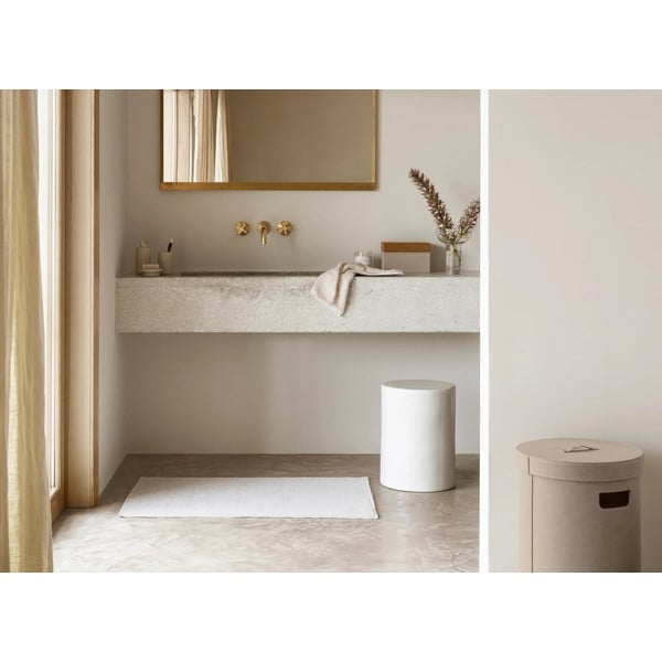 Kremowy dozownik do mydła z żywicy polimerowej 300 ml Kua – Blomus-image-4