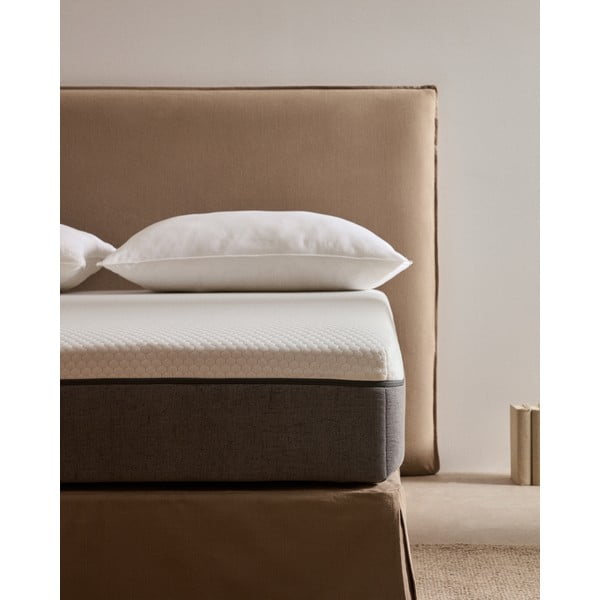 Średnio twardy piankowy materac ze zdejmowanym pokrowcem/antyalergiczny 150x200 cm Eva – Kave Home-image-1