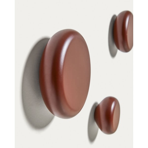 Czerwone ścienne drewniane haczyki zestaw 3 szt. Nadue – Kave Home-image-1