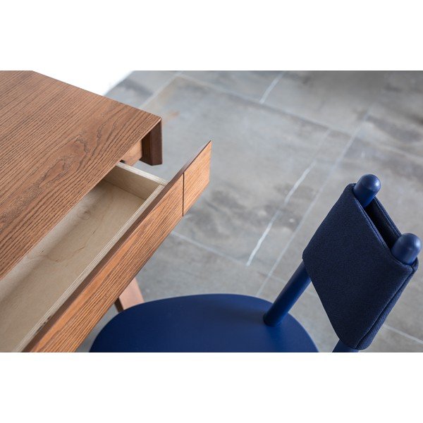 Brązowe biurko z nogami z drewna jesionowego EMKO 4.9, 140x70 cm-image-1