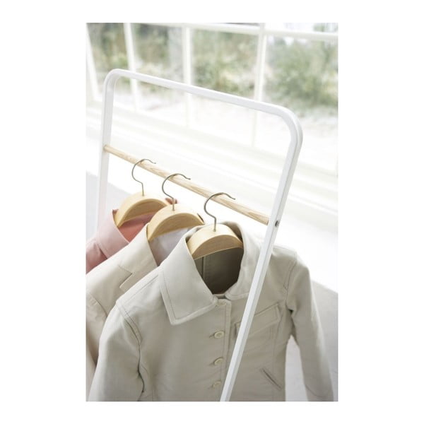Biały metalowy stojak na ubrania Tower – YAMAZAKI-image-3