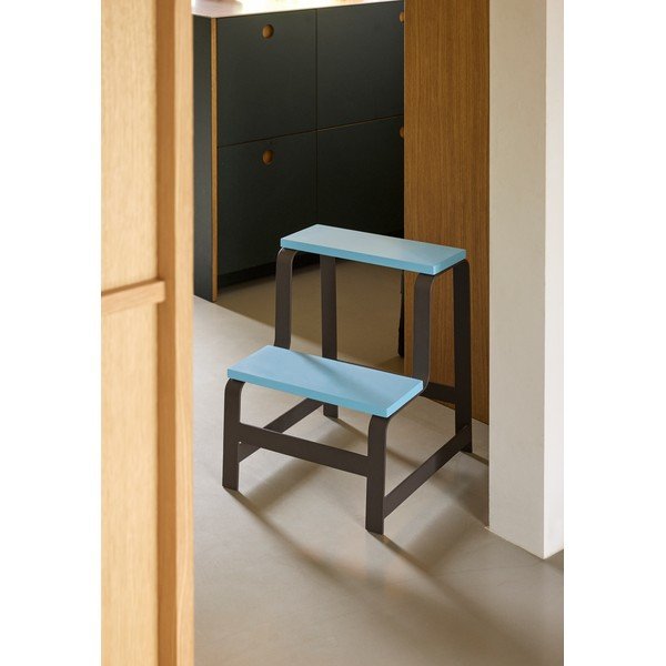 Czarny/niebieski schodek z litego drewna dębowego Step – Hübsch-image-1