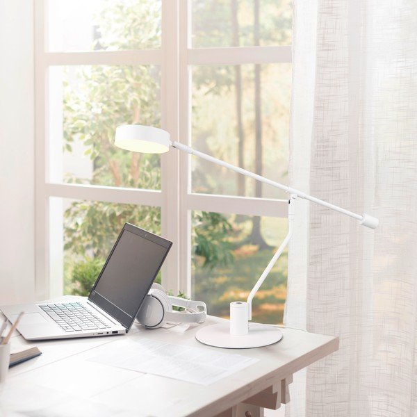 Lampa stołowa LED z elastyczną konstrukcją w matowym białym kolorze (wysokość 64 cm) Manduro – Trio-image-1