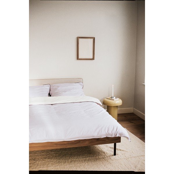 Łóżko dwuosobowe z płyty wiórowej w dekorze orzecha bez zagłówka ze stelażem 160x200 cm w ciemnym naturalnym kolorze Streiko – noo.ma-image-2