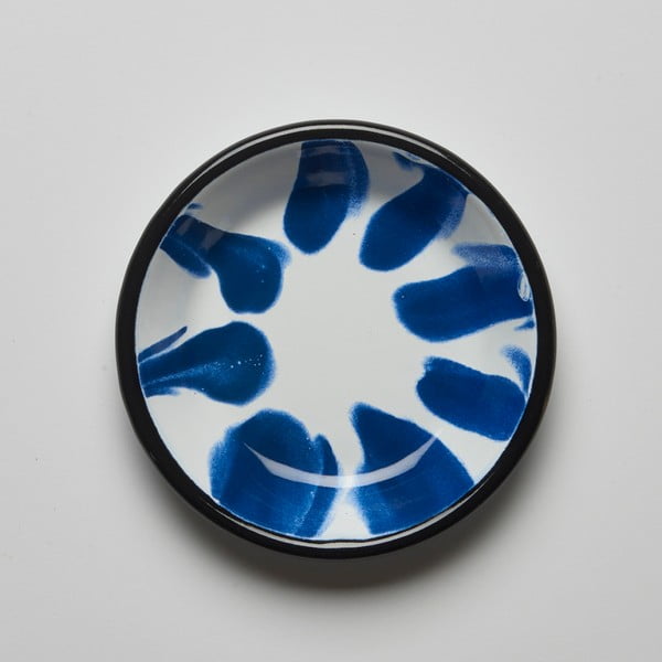Niebiesko-biały talerz emaliowany Kapka Little Color, Ø 12 cm