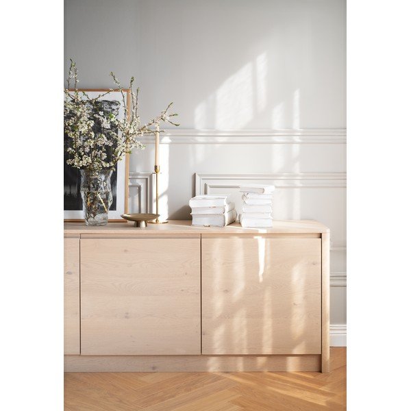Komoda w dekorze dębu w jasnym naturalnym kolorze 180x70x40 cm Melstone – Rowico-image-2