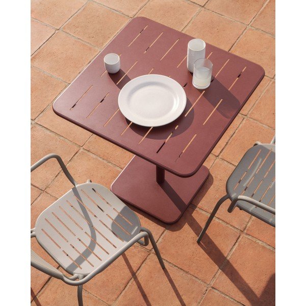Stalowy stół ogrodowy 70x70 cm Brai – Kave Home-image-1