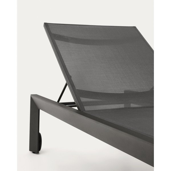 Czarny metalowy leżak ogrodowy Canutells – Kave Home-image-4