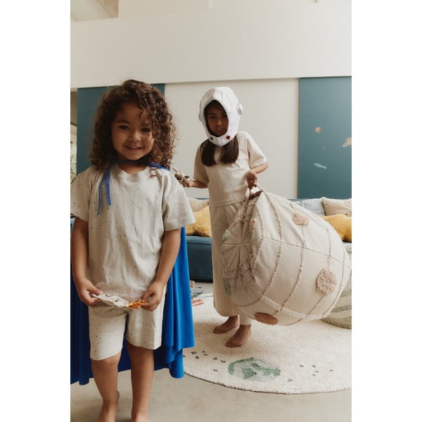 Kremowy dziecięcy worek do siedzenia Solar System – Lorena Canals-image-4