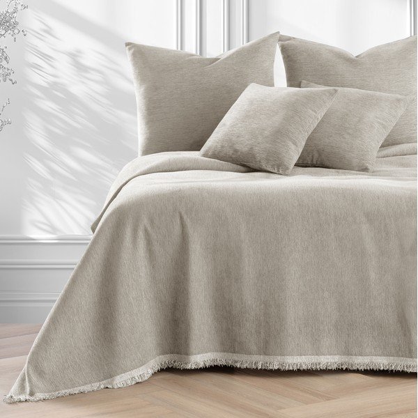 Beżowa narzuta z szenilu 220x240 cm Talo – Filumi-image-2