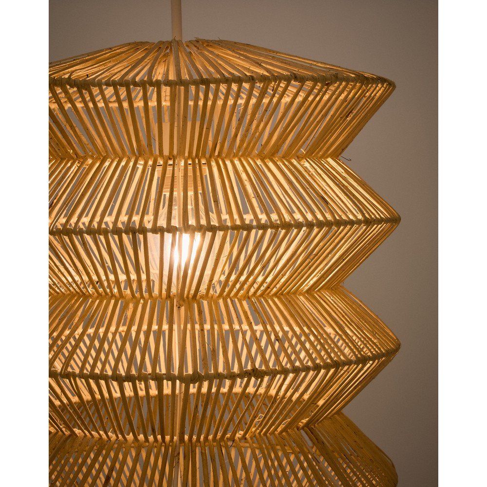 Lampa wisząca w naturalnym kolorze z rattanowym kloszem Dakit – Kave Home (zdjęcie 3)