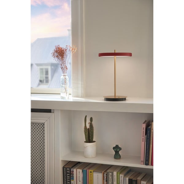 Czerwona lampa stołowa LED ze ściemniaczem i metalowym kloszem (wysokość 31 cm) Asteria Move – UMAGE-image-4