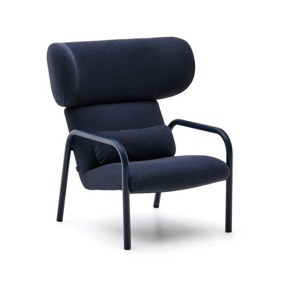 Ciemnoniebieski fotel Inari – Kave Home