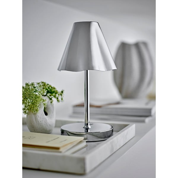 Lampa stołowa LED w kolorze srebra z metalowym kloszem (wysokość 28 cm) Lianna – Bloomingville-image-1
