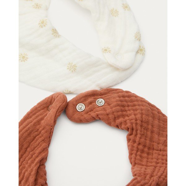 Kremowo-terakorowe bawełniane śliniaki zestaw 2 szt. Olna – Kave Home-image-4