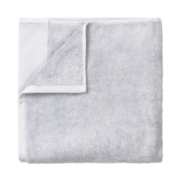 Jasnoszary bawełniany ręcznik kąpielowy Blomus, 70x140 cm