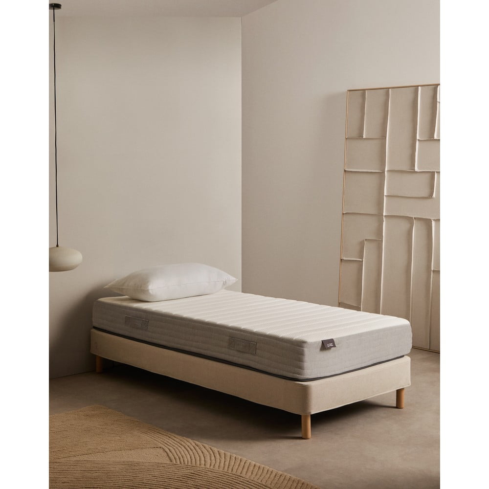 Średnio twardy piankowy materac termoregulacyjny 90x200 cm Yoko – Kave Home (zdjęcie 3)
