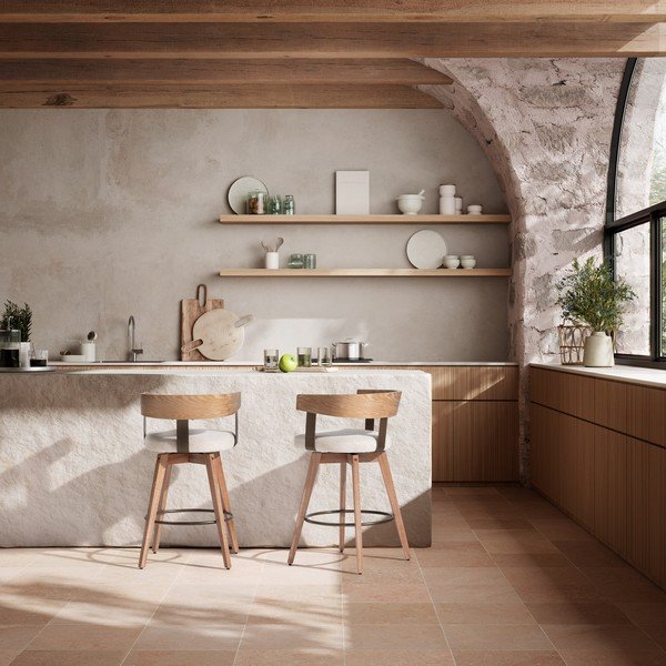 Kremowe/w naturalnym kolorze tapicerowane hokery zestaw z podłokietnikami 2 szt. Ilia – MOME-image-1