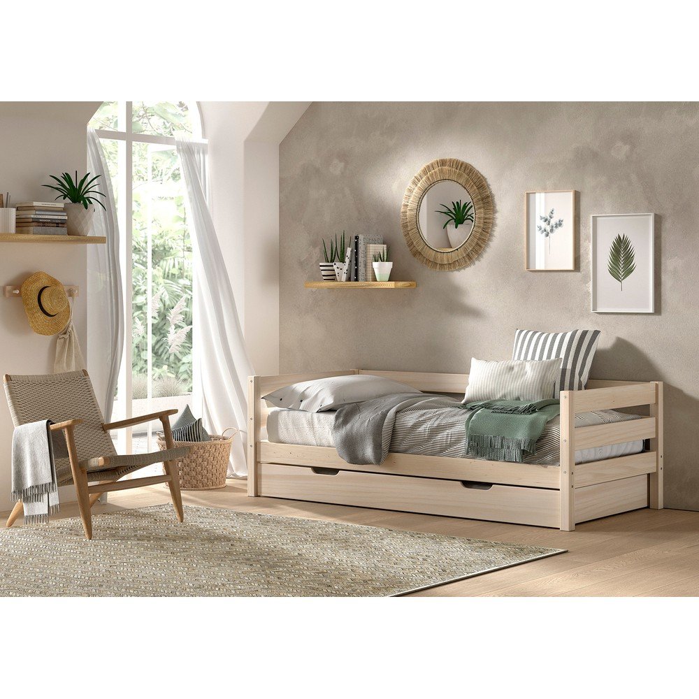 Łóżko dziecięce z litego drewna sosnowego z wysuwanym łóżkiem ze stelażem w naturalnym kolorze 90x200 cm Margrit – Vipack (zdjęcie 3)