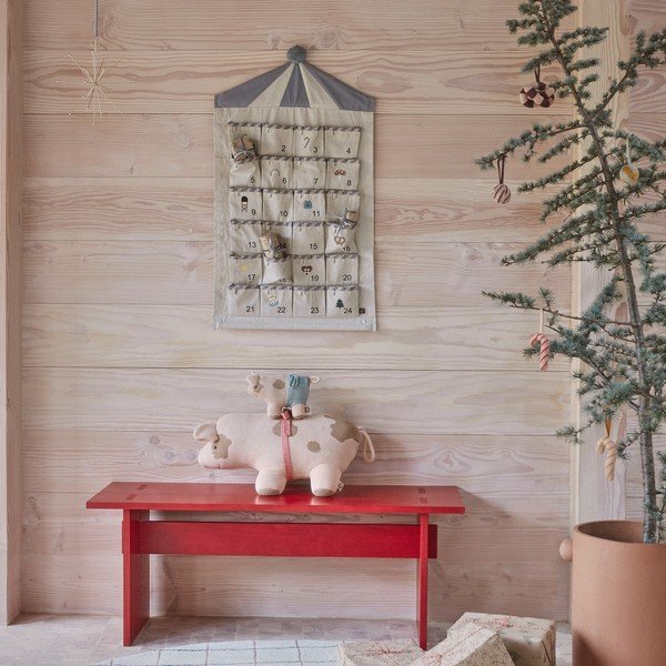 Czerwona drewniana ławka Kotai – OYOY Living Design-image-3