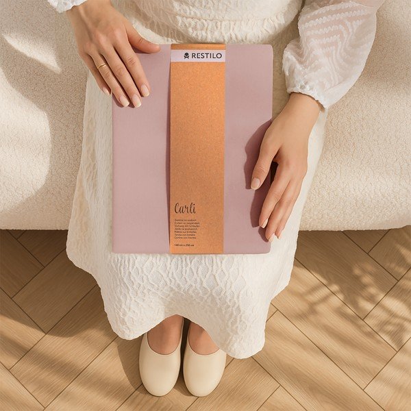 Szaroróżowa zasłona częściowo zaciemniająca (dimout) 140x270 cm Carli – Restilo-image-4