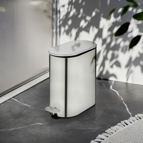 Kosz na śmieci z pedałem ze stali nierdzewnej w kolorze matowego srebra 5 l Collungo – Wenko-image-1