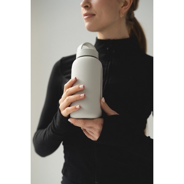 Biała butelka podróżna 720 ml Nimbus Cloud – Muuki-image-3