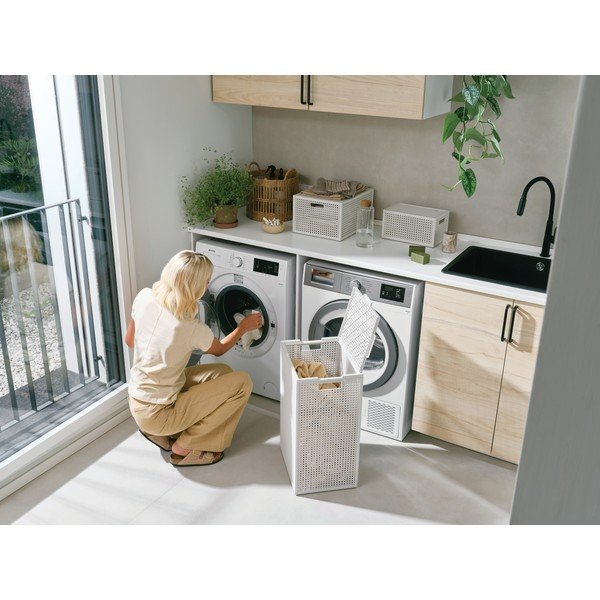 Kremowy kosz na pranie z plastiku z recyklingu 60 l Kaya – Curver-image-3