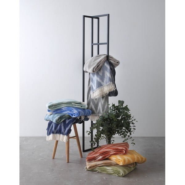 Oliwkowozielony pled z domieszką bawełny Euromant Mallorca, 140x180 cm-image-1