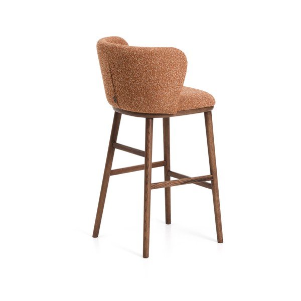 Tapicerowany hoker w kolorze terakoty (wysokość siedziska 75 cm) Ciselia – Kave Home-image-3