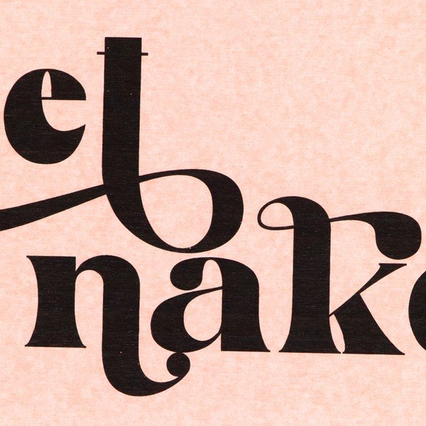 Jasnoróżowy dywanik łazienkowy okrzemkowy (z diatomitu) 39x60 cm Get Naked – Artsy Doormats-image-2