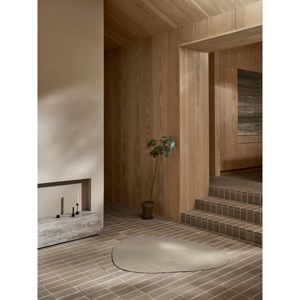 Szarobeżowa skóra na podłogę 115x135 cm Curve XXXL Bull – LIND DNA-image-1