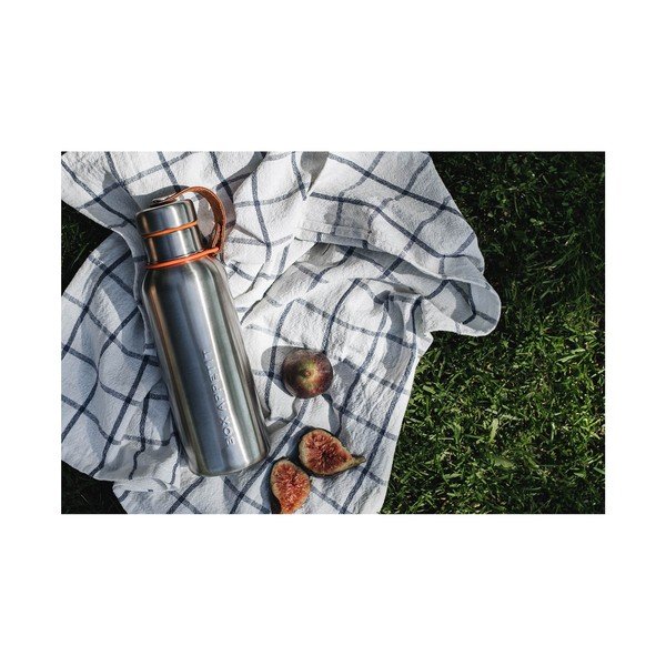 Morska stalowa butelka termiczna z podwójnymi ściankami Black + Blum Insulated Vacuum Bottle, 500 ml-image-4