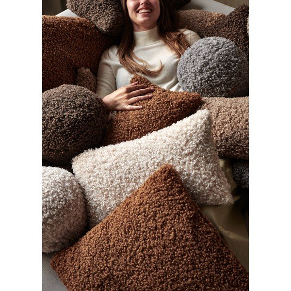 Pluszowa poduszka dekoracyjna ø 26 cm Teddy – Blomus-image-3