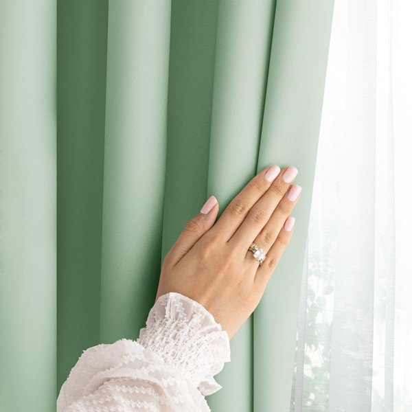 Miętowa zasłona częściowo zaciemniająca (dimout) 140x250 cm Carli Tie – Restilo-image-3