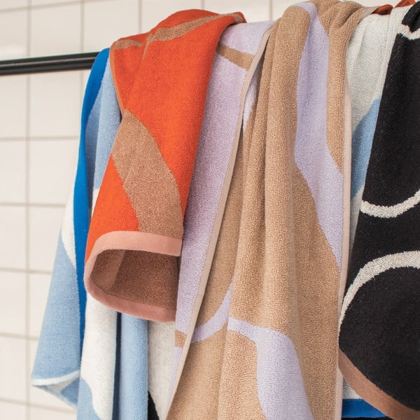 Czarno-biały ręcznik kąpielowy z bawełny organicznej 70x133 cm Nova Arte – Mette Ditmer Denmark-image-4