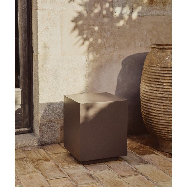 Stolik ogrodowy betonowy 35x35 cm Rustella – Kave Home-image-1