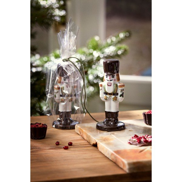 Porcelanowa figurka świąteczna (wysokość 12 cm) Hammershøi Christmas – Kähler Design-image-1