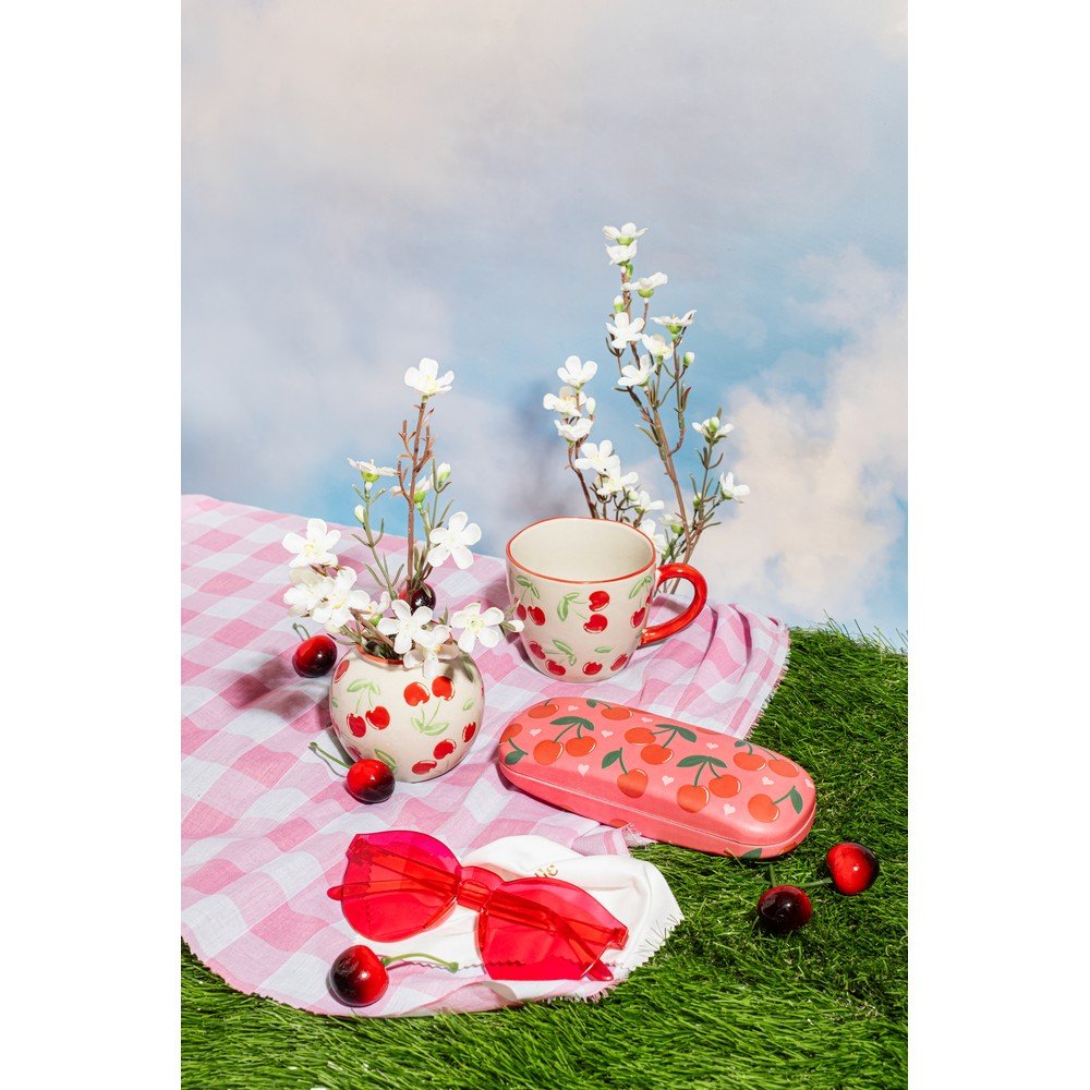 Beżowy kubek ceramiczny 250 ml Cherries – Sass & Belle (zdjęcie 3)
