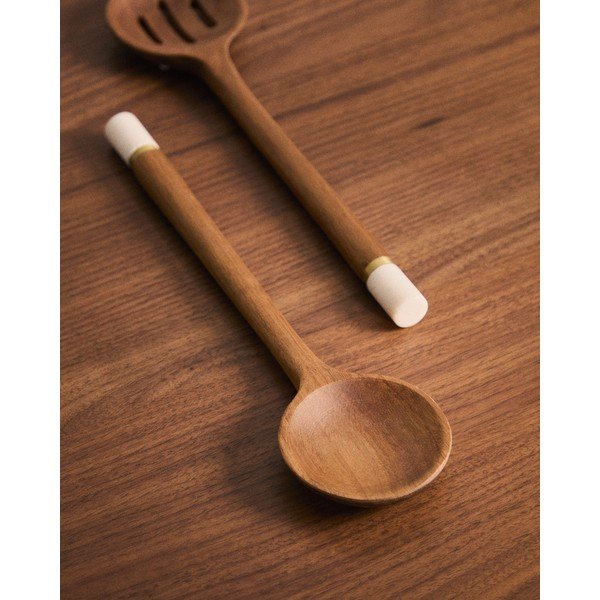 Drewniana łyżka kuchenna Nover – Kave Home-image-3