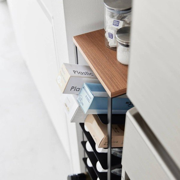 Czarny metalowy regał na wino liczba butelek 16 20x88,5x19 cm Tower – YAMAZAKI-image-2