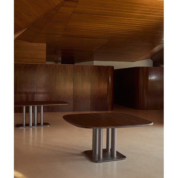 Stół w dekorze orzecha 150x150 cm Melvar – Kave Home-image-2
