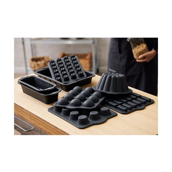 Silikonowa forma do pieczenia 23,5x26 cm Charlotte – Blomsterbergs-image-1