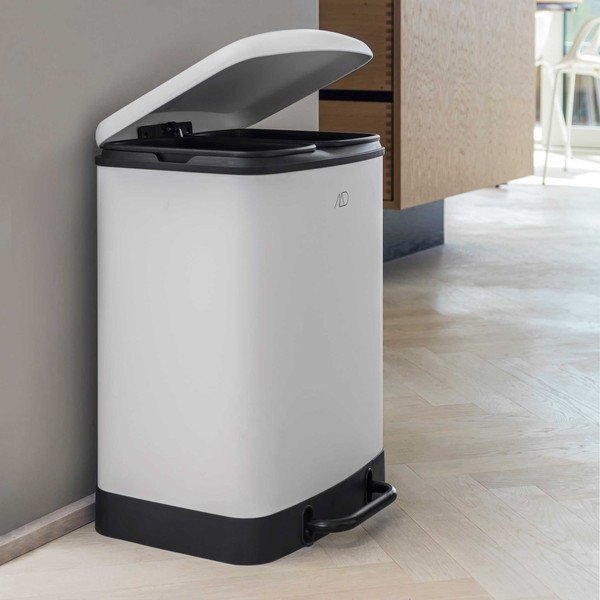 Biały metalowy kosz na śmieci z pedałem do segregacji odpadów 24 l Wonda – Mette Ditmer Denmark-image-2
